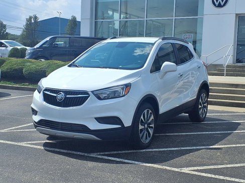 Used 2022 Buick Encore Preferred w/ Safety Package image 2
