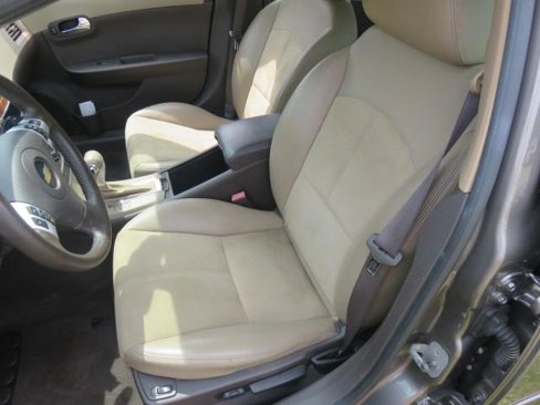 Used 2010 Chevrolet Malibu LT w/ HFV6 Engine Package image 11