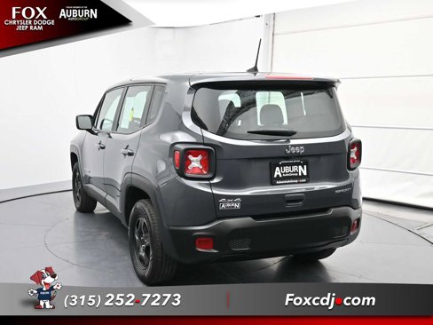 Used 2022 Jeep Renegade Sport image 9