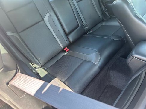 Used 2015 Dodge Challenger SXT Plus image 11