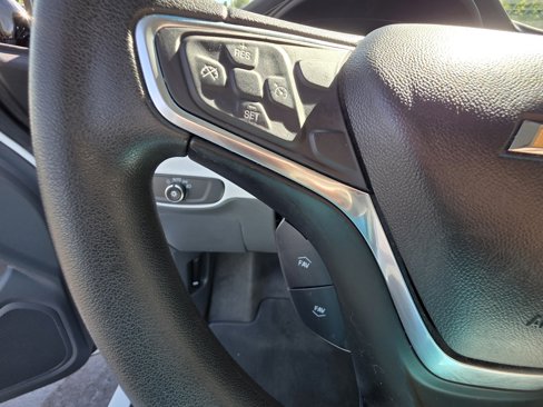 Used 2017 Chevrolet Bolt LT image 18