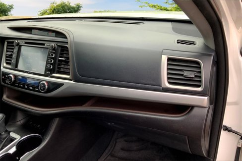 Used 2018 Toyota Highlander XLE image 26