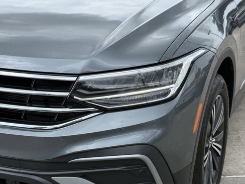 Used 2024 Volkswagen Tiguan Wolfsburg Edition image 11