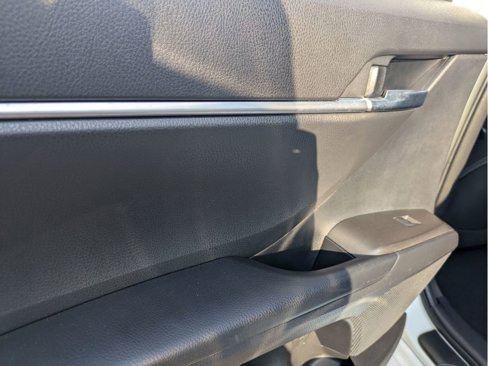 Used 2023 Toyota Camry SE image 26