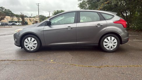 Used 2012 Ford Focus SE image 4