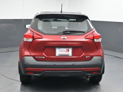 Used 2020 Nissan Kicks SR image 7