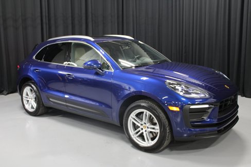 Used 2025 Porsche Macan image 9