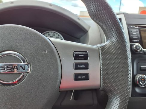Used 2015 Nissan Frontier Desert Runner image 26