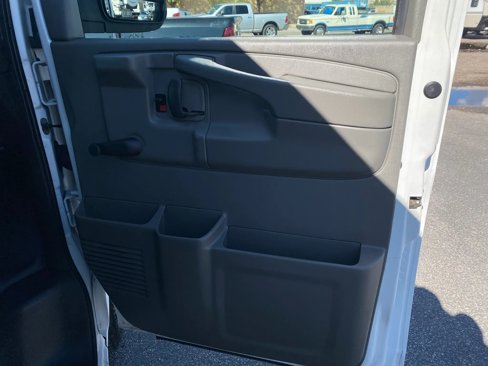 Used 2012 Chevrolet Express 2500 w/ Cold Climate Package image 28