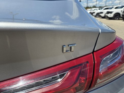 Used 2022 Chevrolet Malibu LT image 7