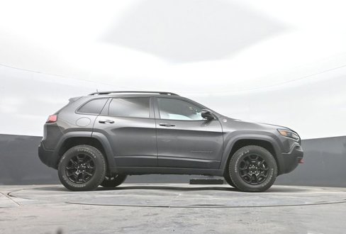 Used 2022 Jeep Cherokee Trailhawk w/ Comfort/Convenience Group image 29