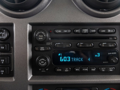 Used 2003 HUMMER H2 w/ Preferred Equipment Group image 33