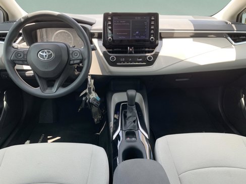 Used 2020 Toyota Corolla LE image 19