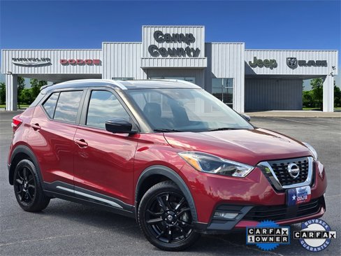 Used 2020 Nissan Kicks SR image 1