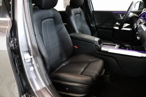 Used 2025 Mercedes-Benz GLB 250 4MATIC image 20