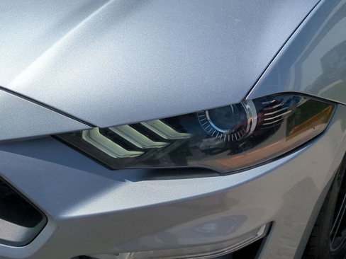 Used 2021 Ford Mustang Premium image 10