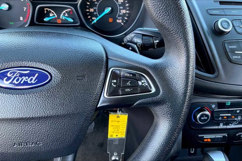 Used 2017 Ford Escape SE image 20