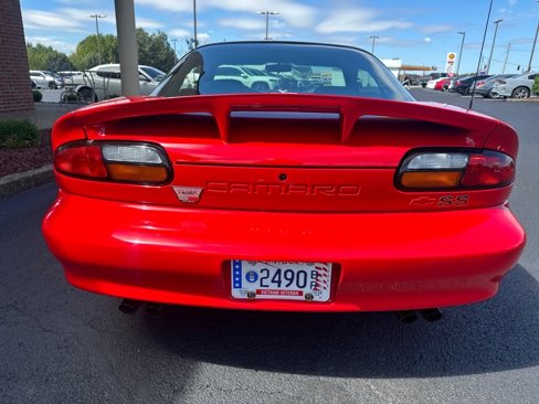 Used 2002 Chevrolet Camaro Z28 w/ SS Performance/Appearance Pkg image 6