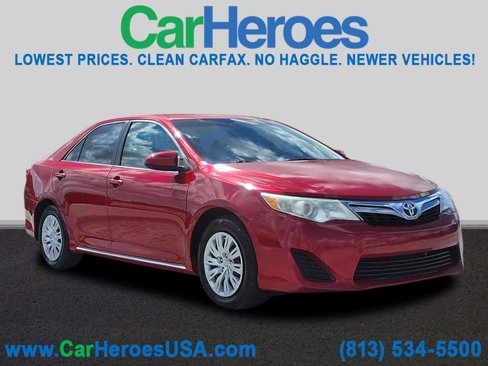Used 2012 Toyota Camry LE image 1
