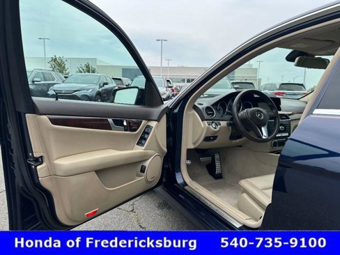 Used 2012 Mercedes-Benz C 300 Sport image 29