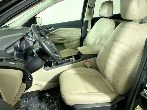 Used 2017 Ford Escape Titanium image 20