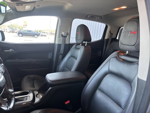Used 2021 GMC Canyon AT4 image 8