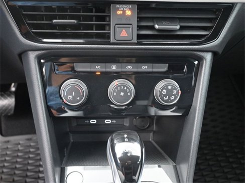New 2025 Volkswagen Taos S image 4