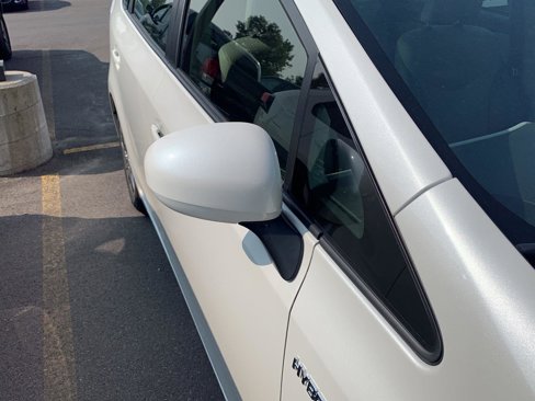 Used 2015 Toyota Prius V Four image 5