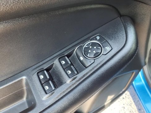 Used 2023 Ford Edge SEL image 10