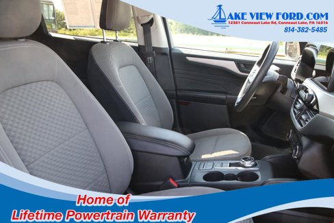 Used 2022 Ford Escape SE image 32