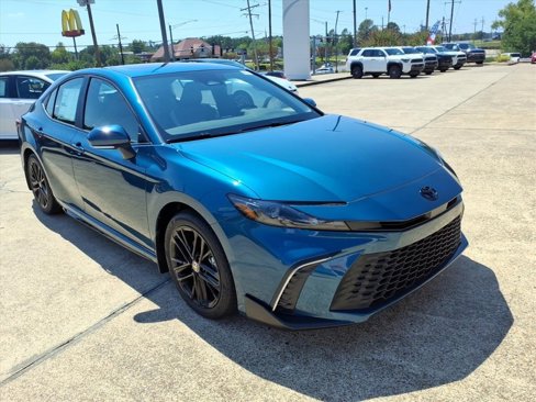 New 2025 Toyota Camry SE image 8