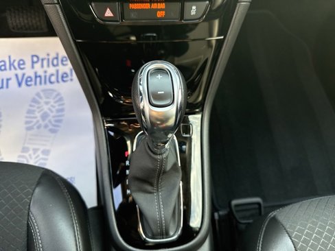 Used 2022 Buick Encore Preferred w/ Safety Package image 6