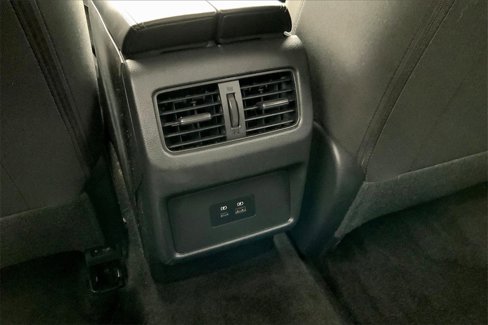 Used 2023 Nissan Rogue SV image 10