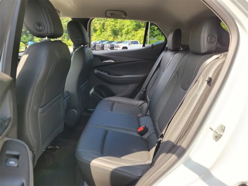 Used 2024 Buick Encore GX Sport Touring image 11