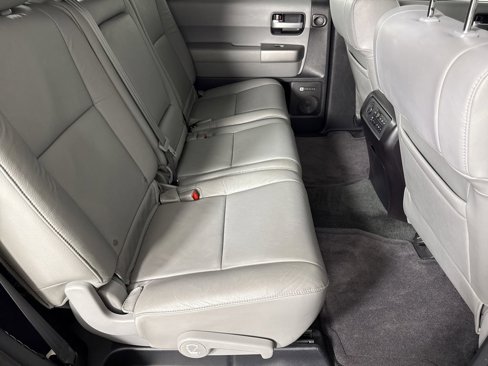 Used 2016 Toyota Sequoia Limited image 15