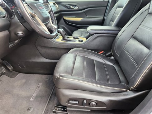Used 2019 GMC Acadia Denali image 9