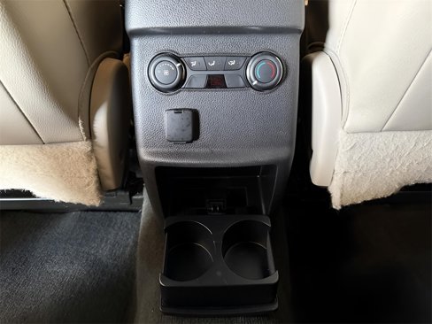 Used 2015 Ford Explorer XLT w/ Equipment Group 202A image 17