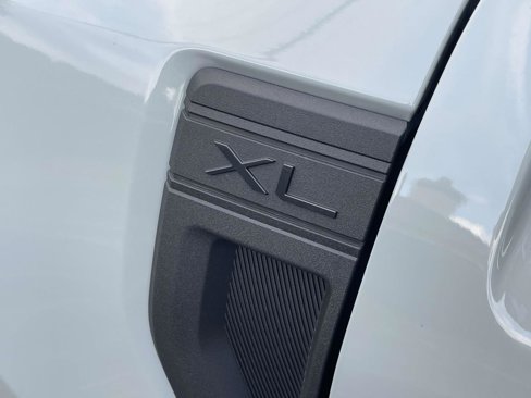 Used 2024 Ford Maverick XL image 9