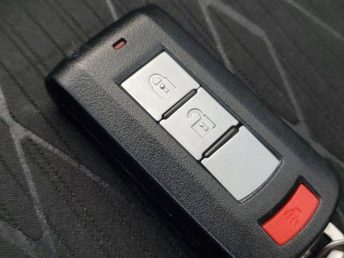 Used 2018 Mitsubishi Eclipse Cross SEL image 35