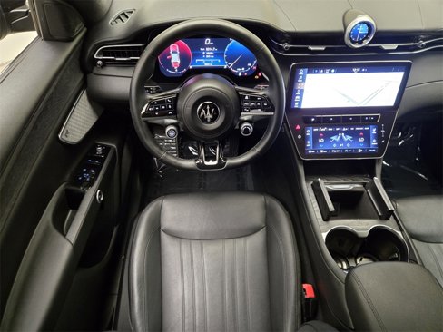 Used 2023 Maserati Grecale GT image 22