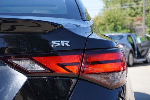 Used 2020 Nissan Sentra SR w/ Premium Package image 17