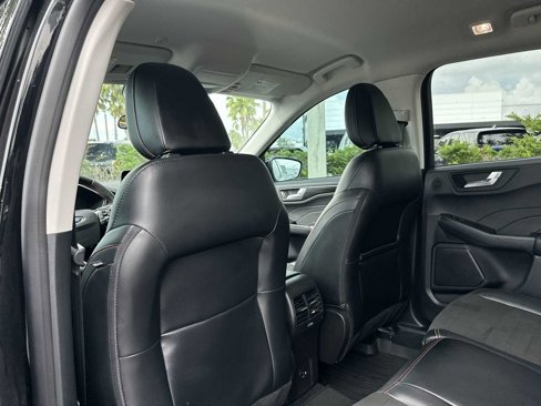 Used 2022 Ford Escape SEL w/ SEL Stealth AWD Package image 16