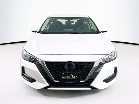 Used 2023 Nissan Sentra SV image 2