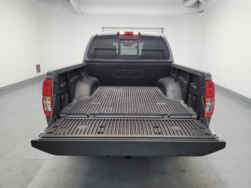 Used 2018 Nissan Frontier SV image 29