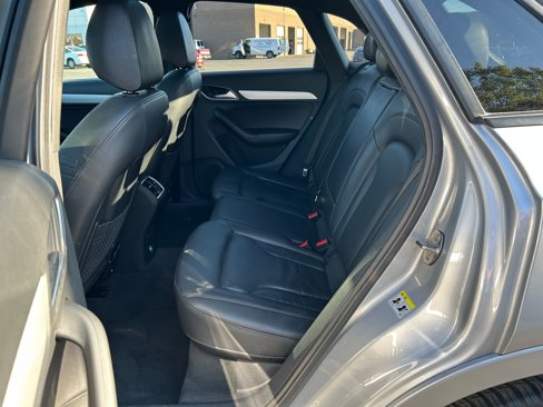 Used 2018 Audi Q3 2.0T Premium image 23