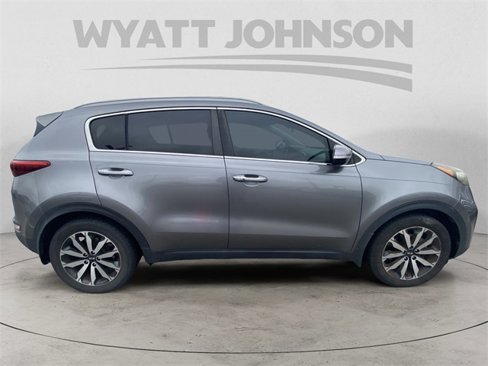 Used 2018 Kia Sportage EX image 11