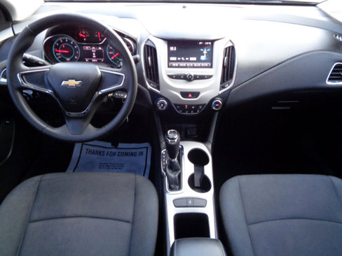 Used 2018 Chevrolet Cruze LS image 7