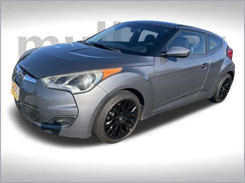 Used 2016 Hyundai Veloster image 12