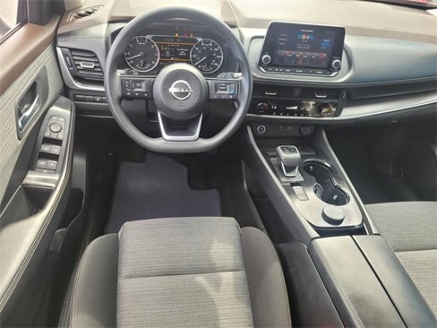 Used 2023 Nissan Rogue SV image 15