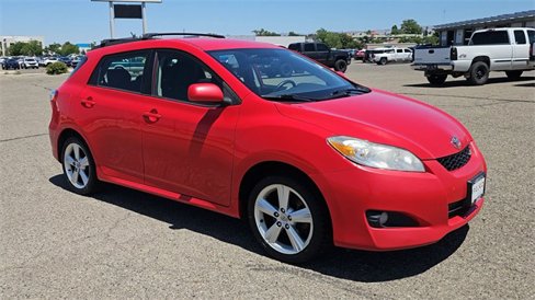 Used 2010 Toyota Matrix S image 2